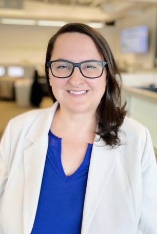 Cross, Tashina_Color Large