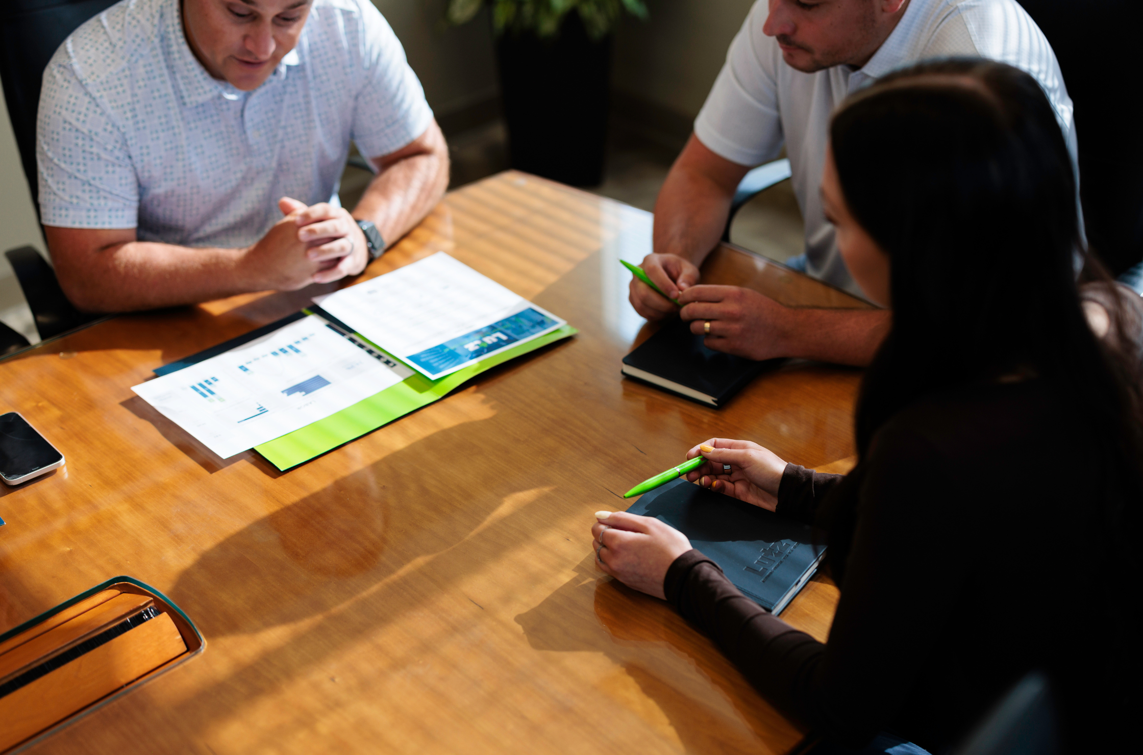 Tired of Complex Books? 8 Ways to Simplify Your Accounting