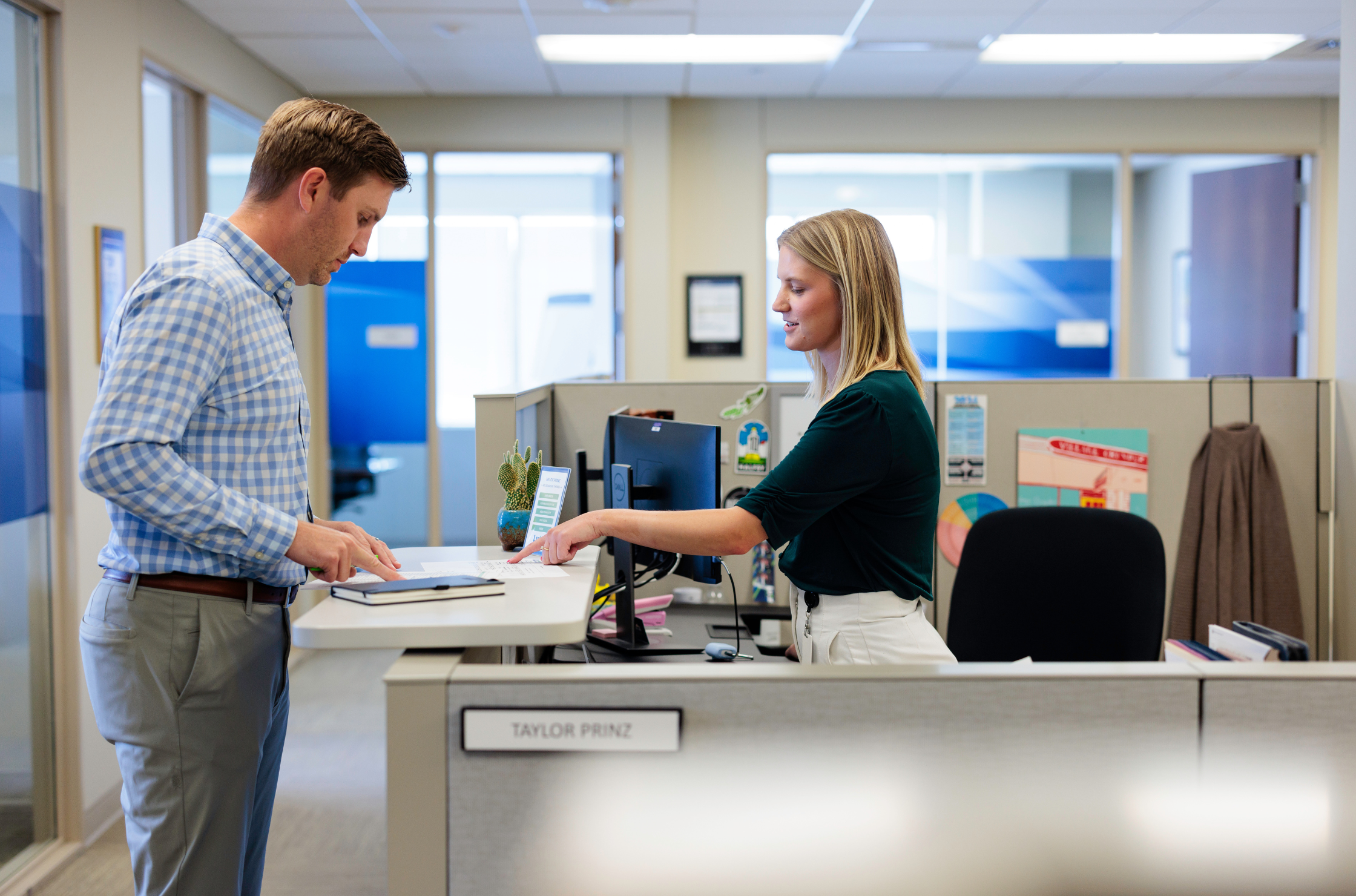 Taking Social Security Benefits Early vs. Late: How Timing Impacts Your Retirement Income